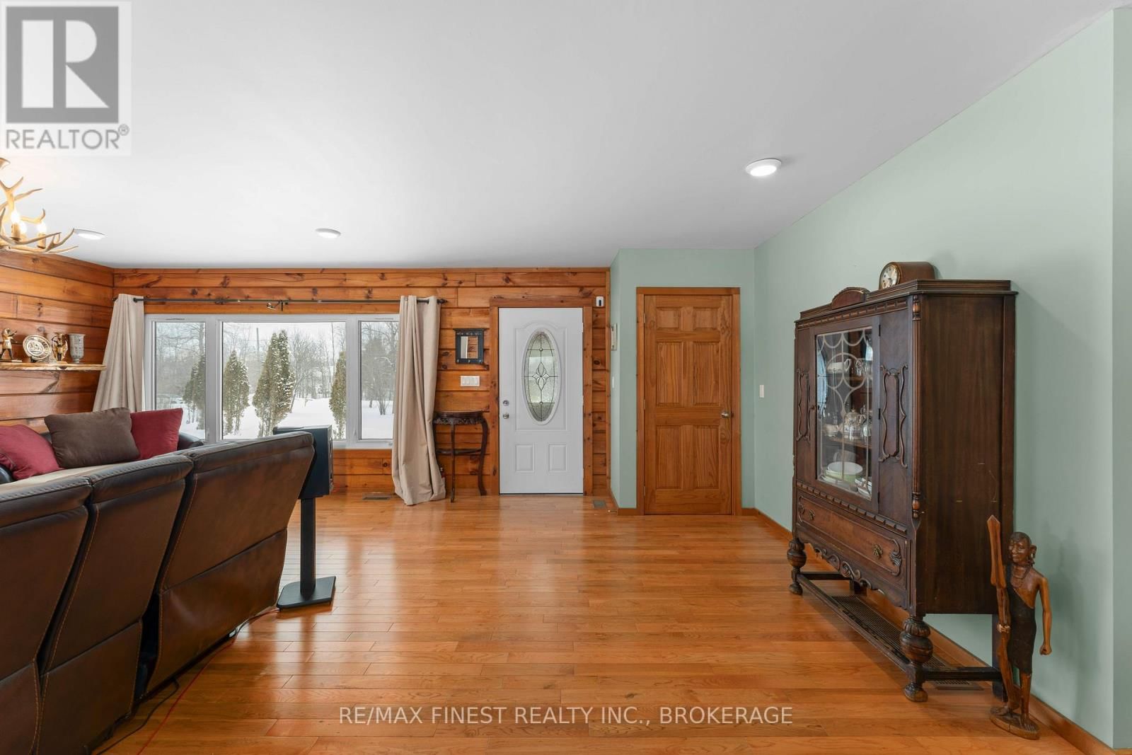 404 DEAN SMITH ROAD Image 6