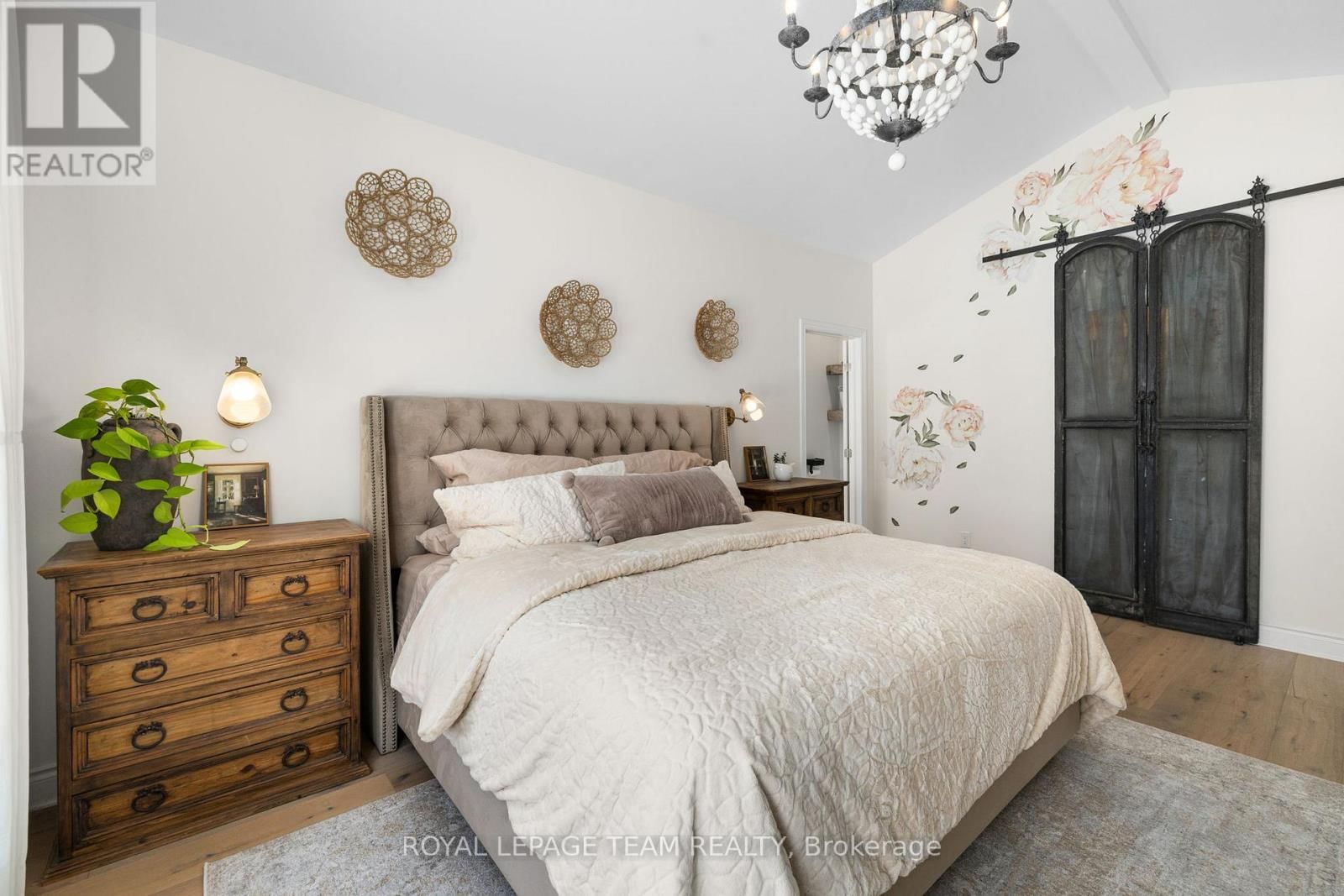 26 SYNERGY WAY Image 18