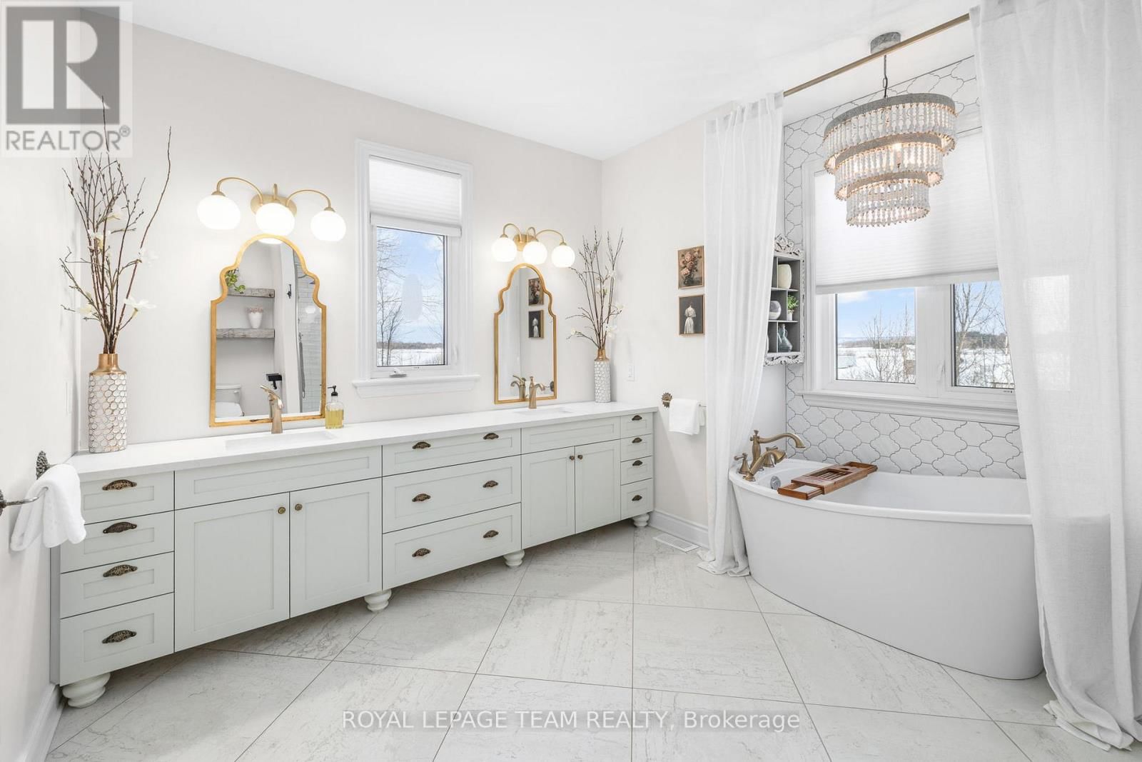 26 SYNERGY WAY Image 20