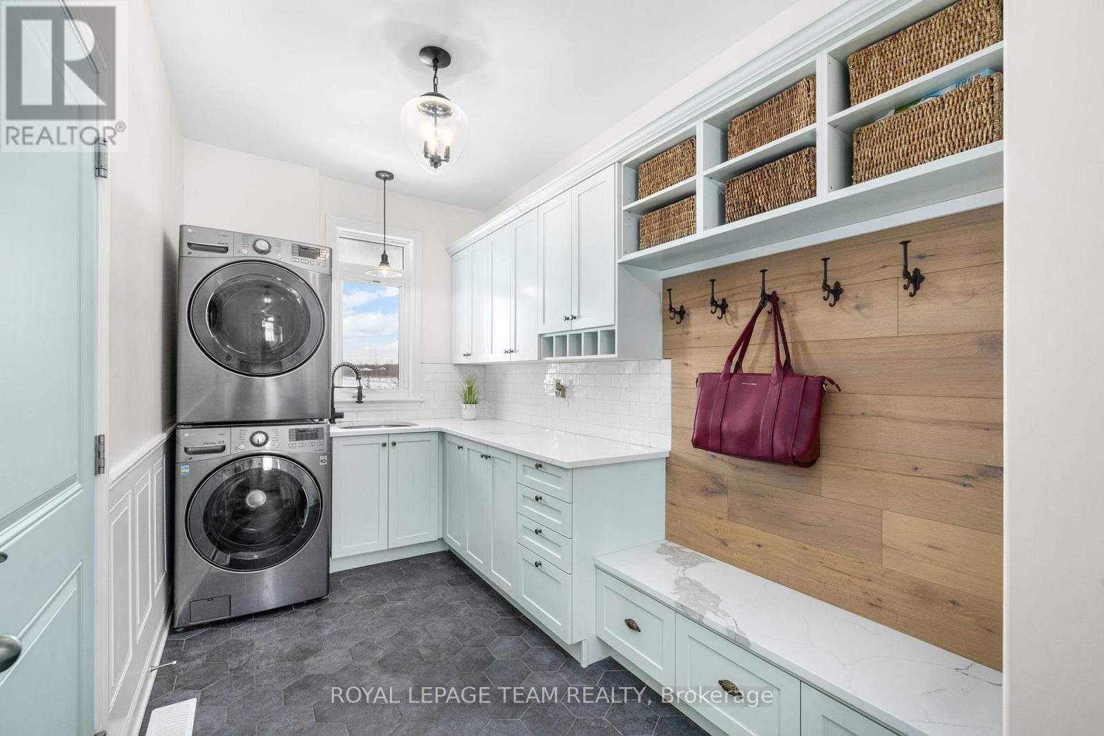 26 SYNERGY WAY Image 23