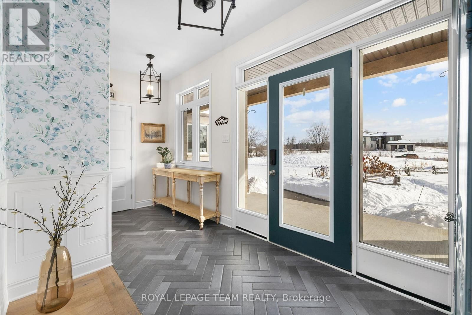 26 SYNERGY WAY Image 3