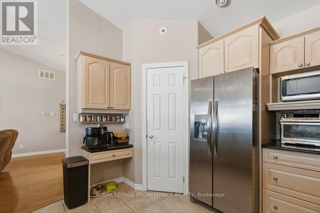 51 APPLEWOOD DRIVE Image 19