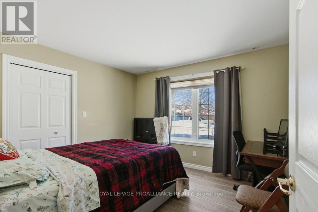 51 APPLEWOOD DRIVE Image 27