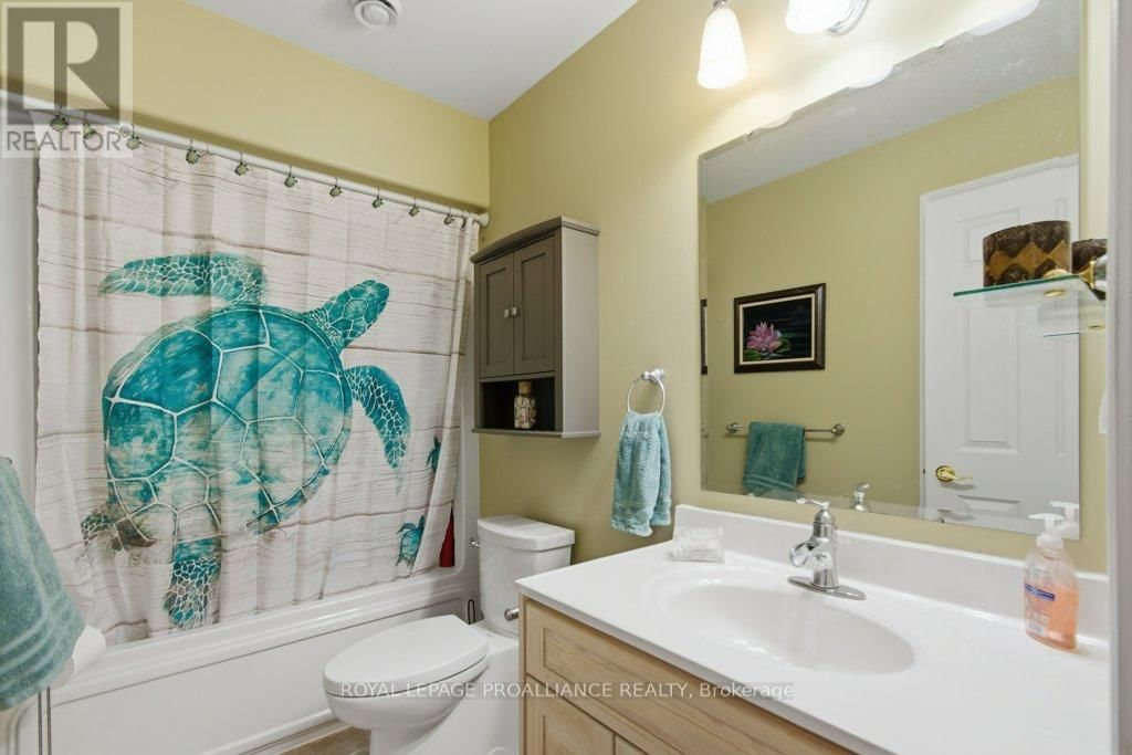 51 APPLEWOOD DRIVE Image 29