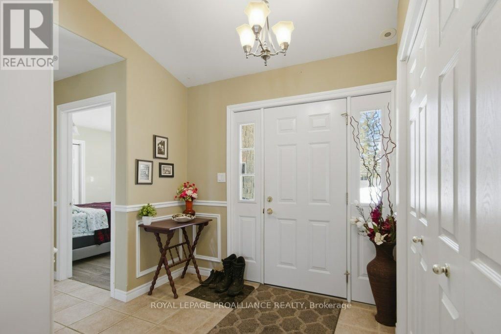 51 APPLEWOOD DRIVE Image 8