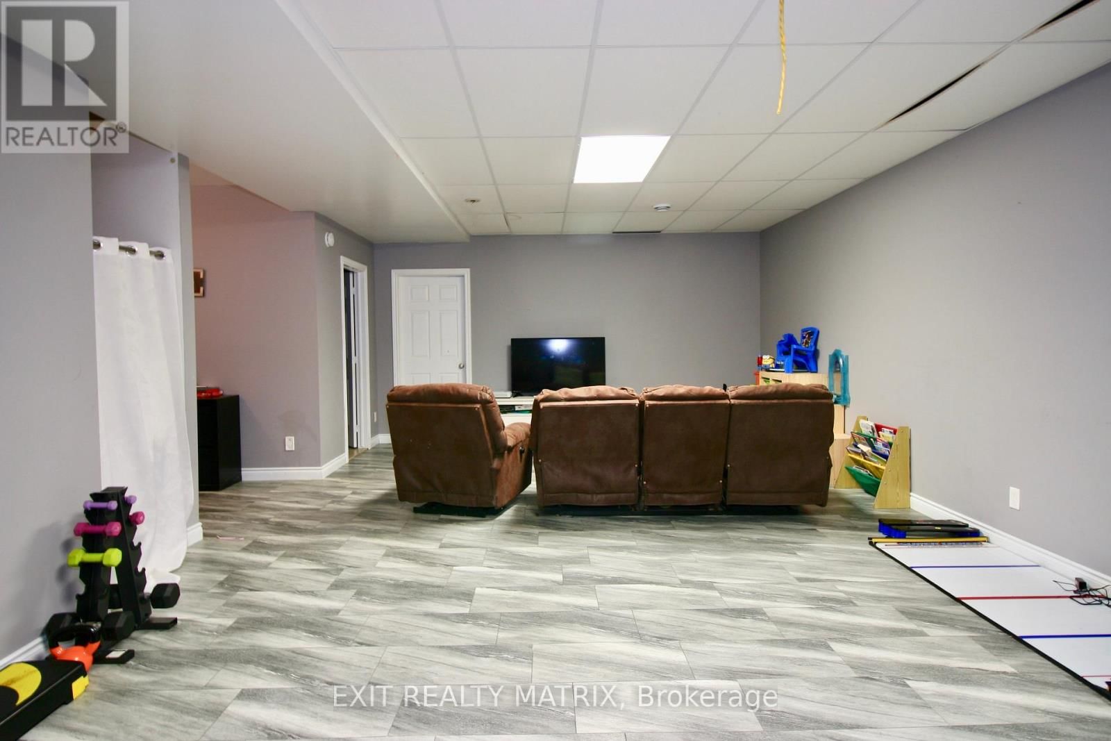 3532-3534 FRONT ROAD Image 21