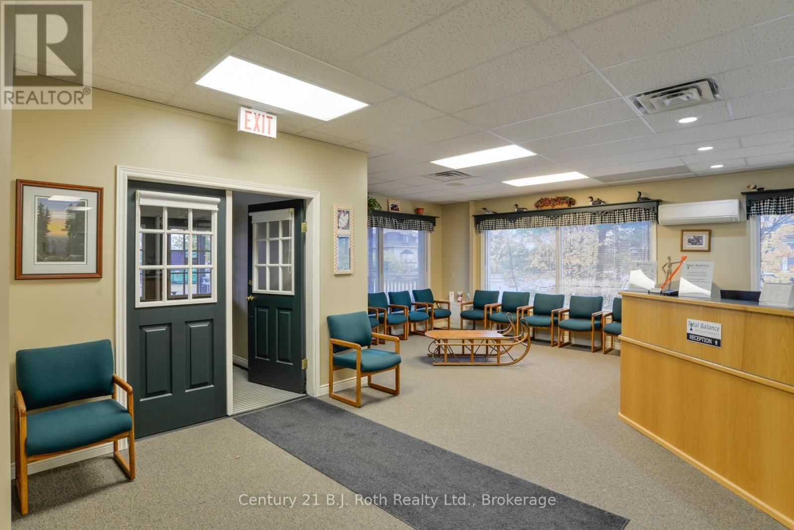 241 BROCK STREET Image 6