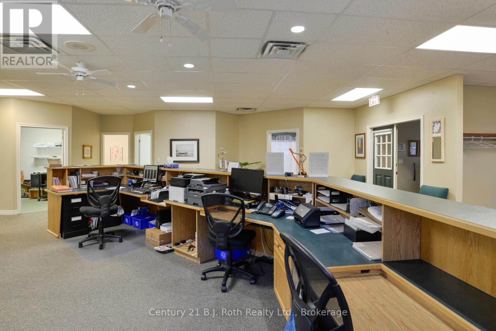 241 BROCK STREET Image 8