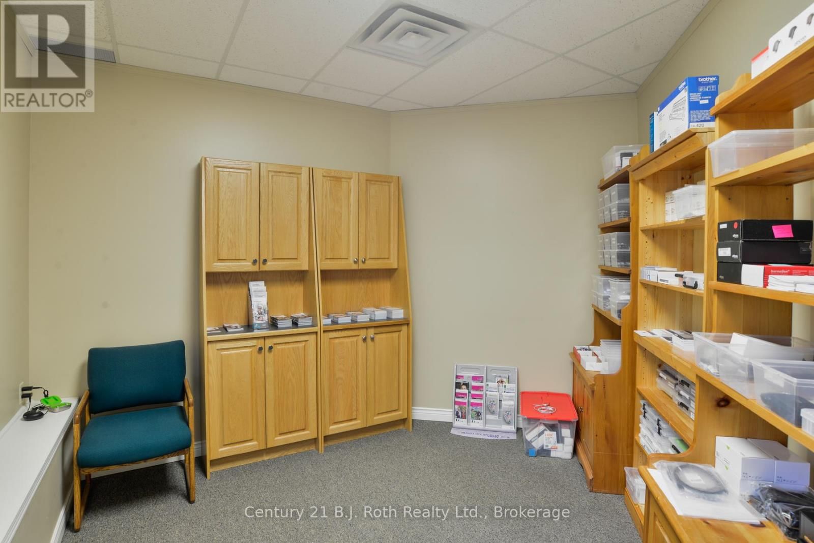 241 BROCK STREET Image 9