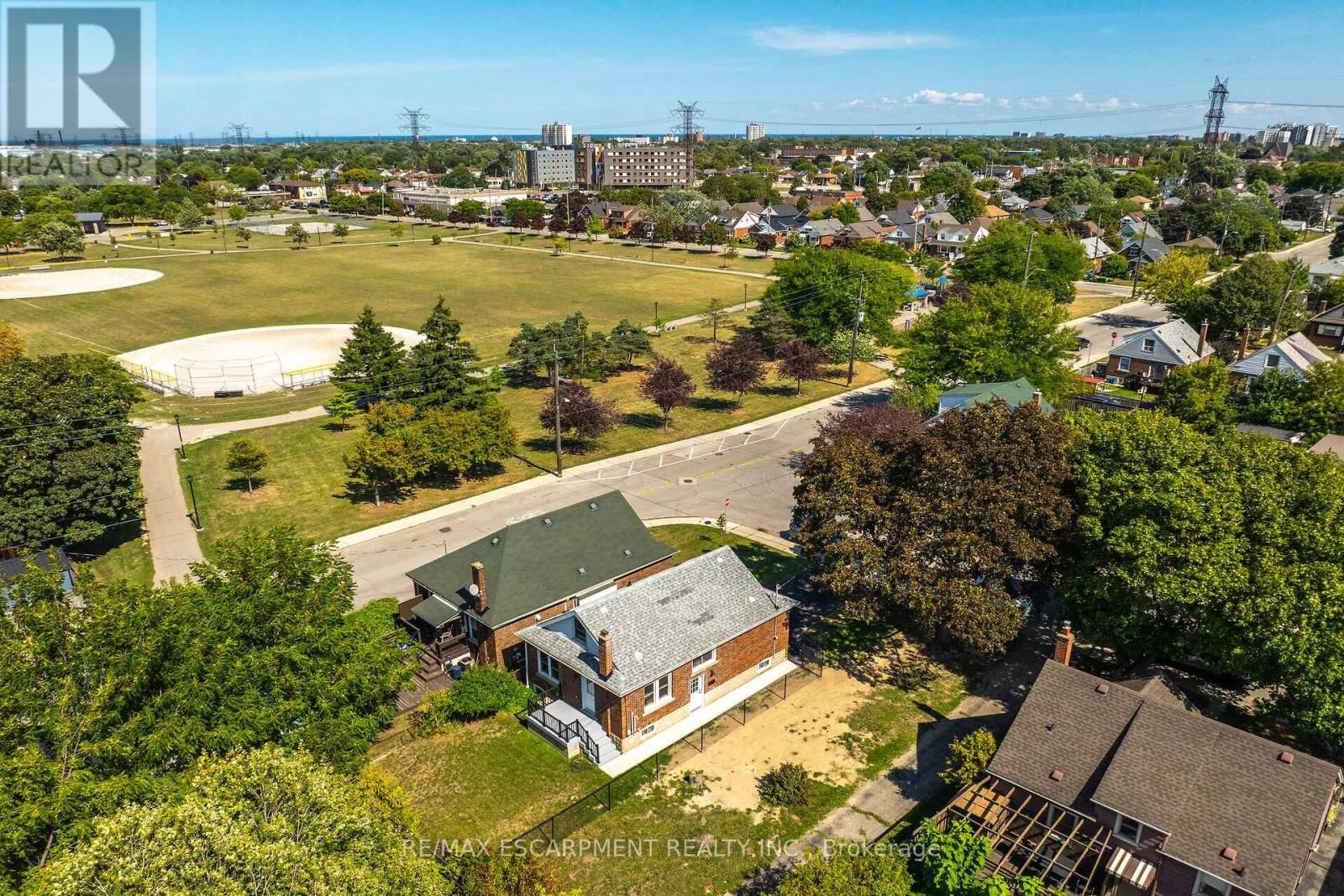 126 AUBURN AVENUE Image 47