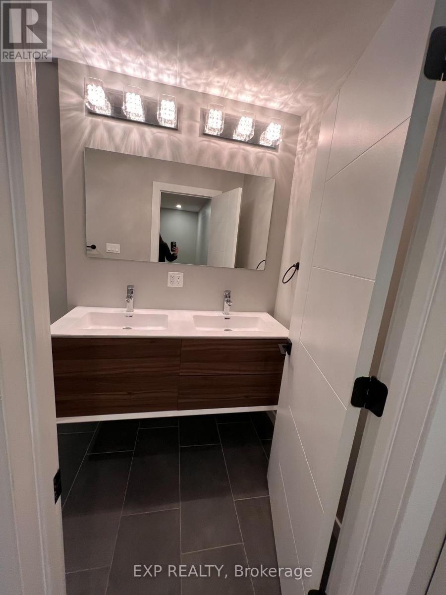 A - 1371 MAXIME STREET Image 19