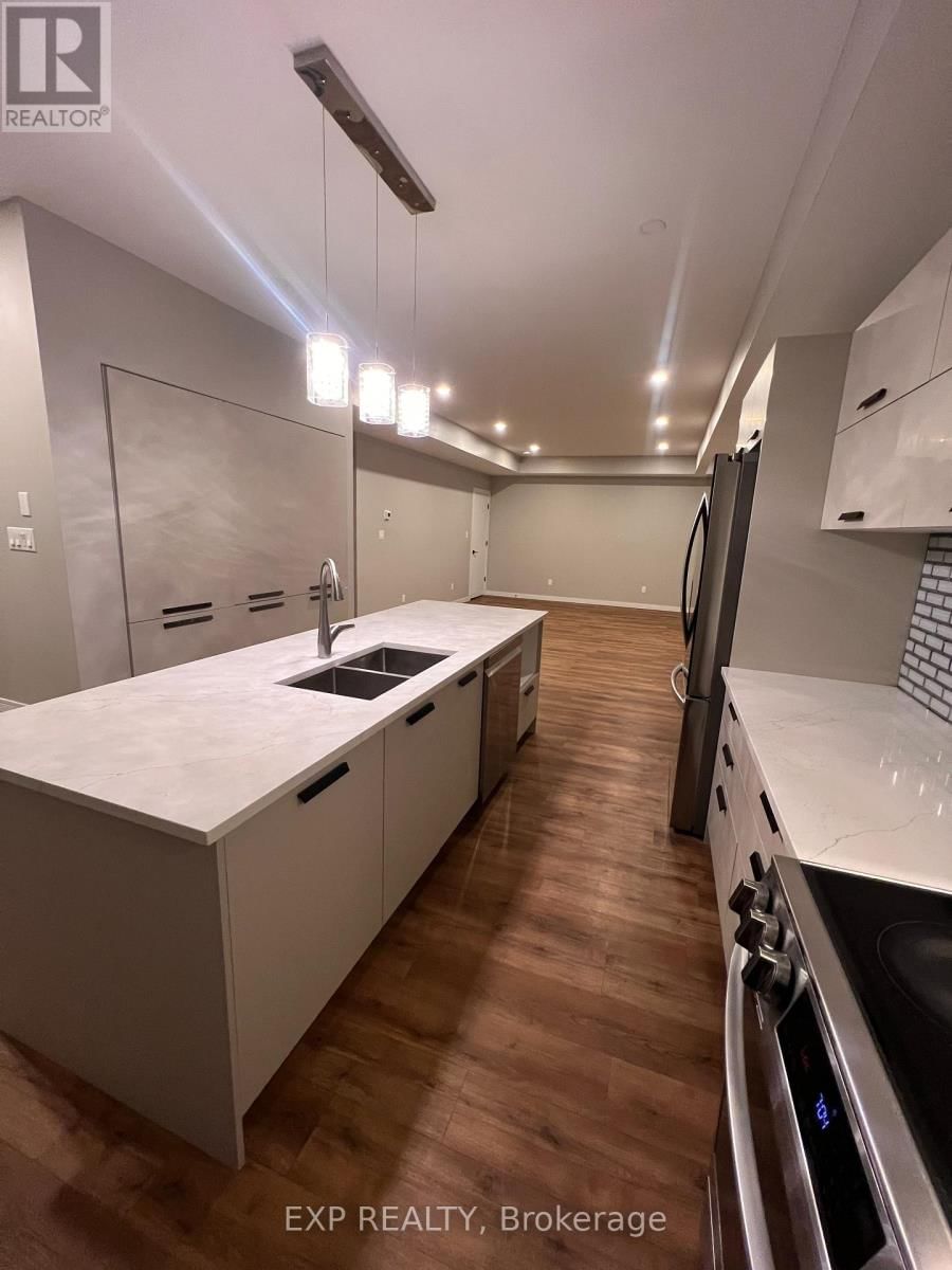 A - 1371 MAXIME STREET Image 4