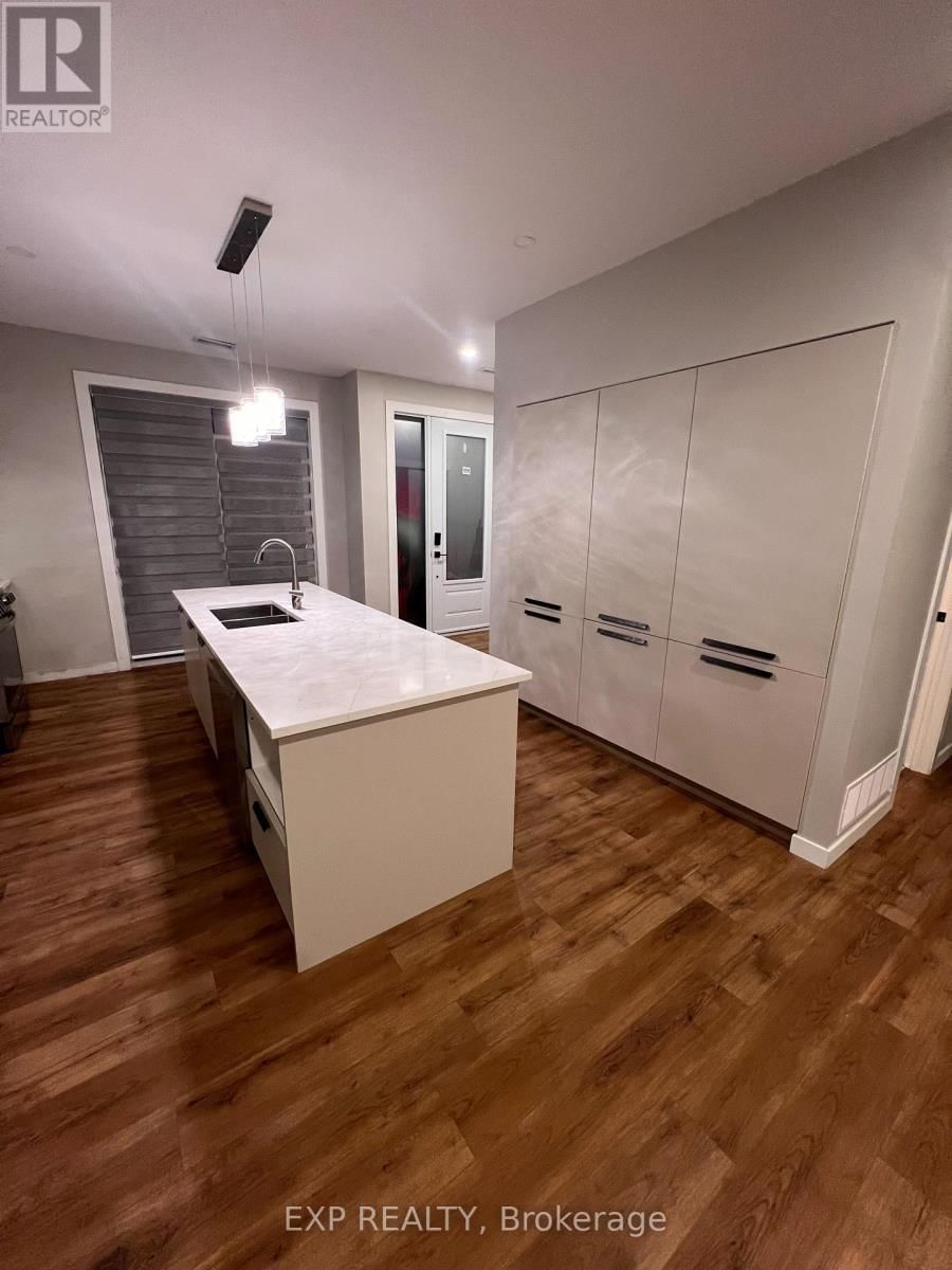 A - 1371 MAXIME STREET Image 6