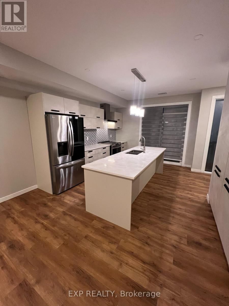 A - 1371 MAXIME STREET Image 7