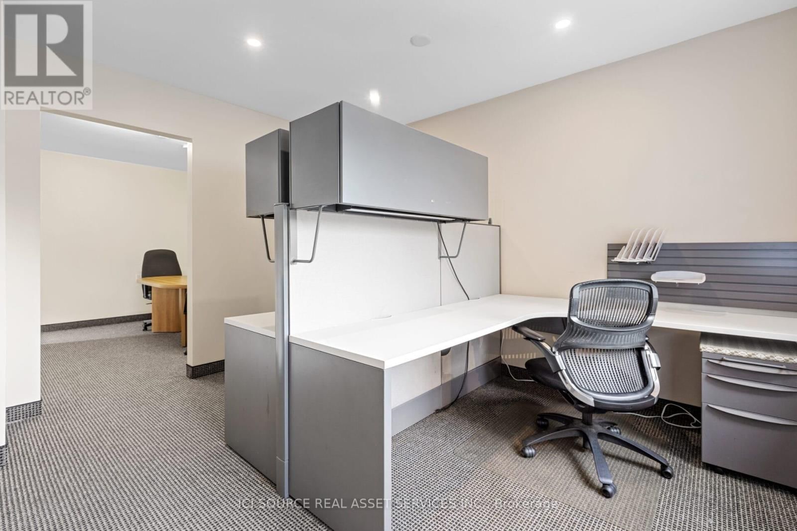 806 GREENBANK ROAD Image 13