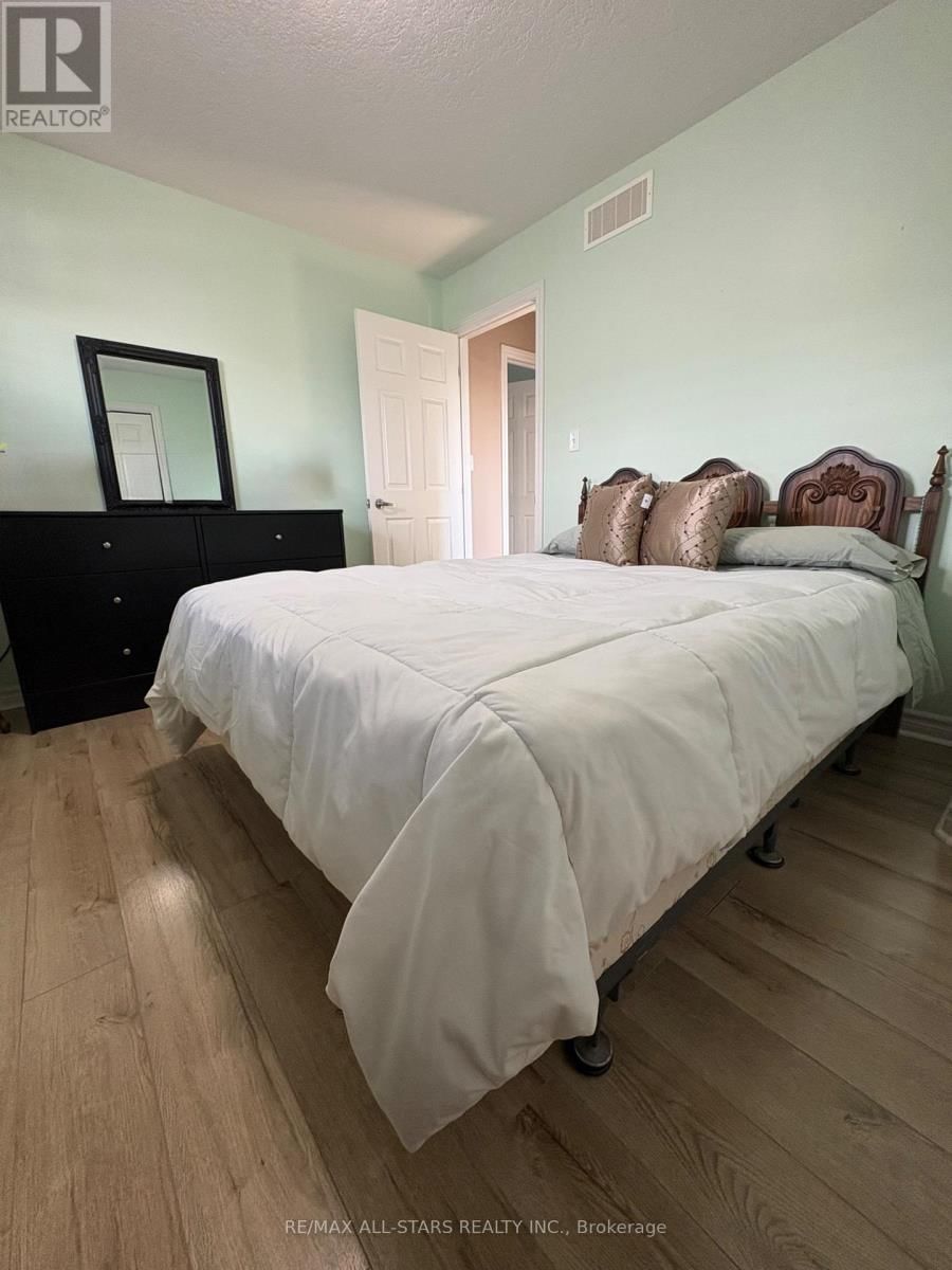 23 FOX DEN DRIVE Image 14