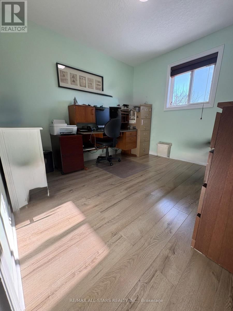 23 FOX DEN DRIVE Image 15