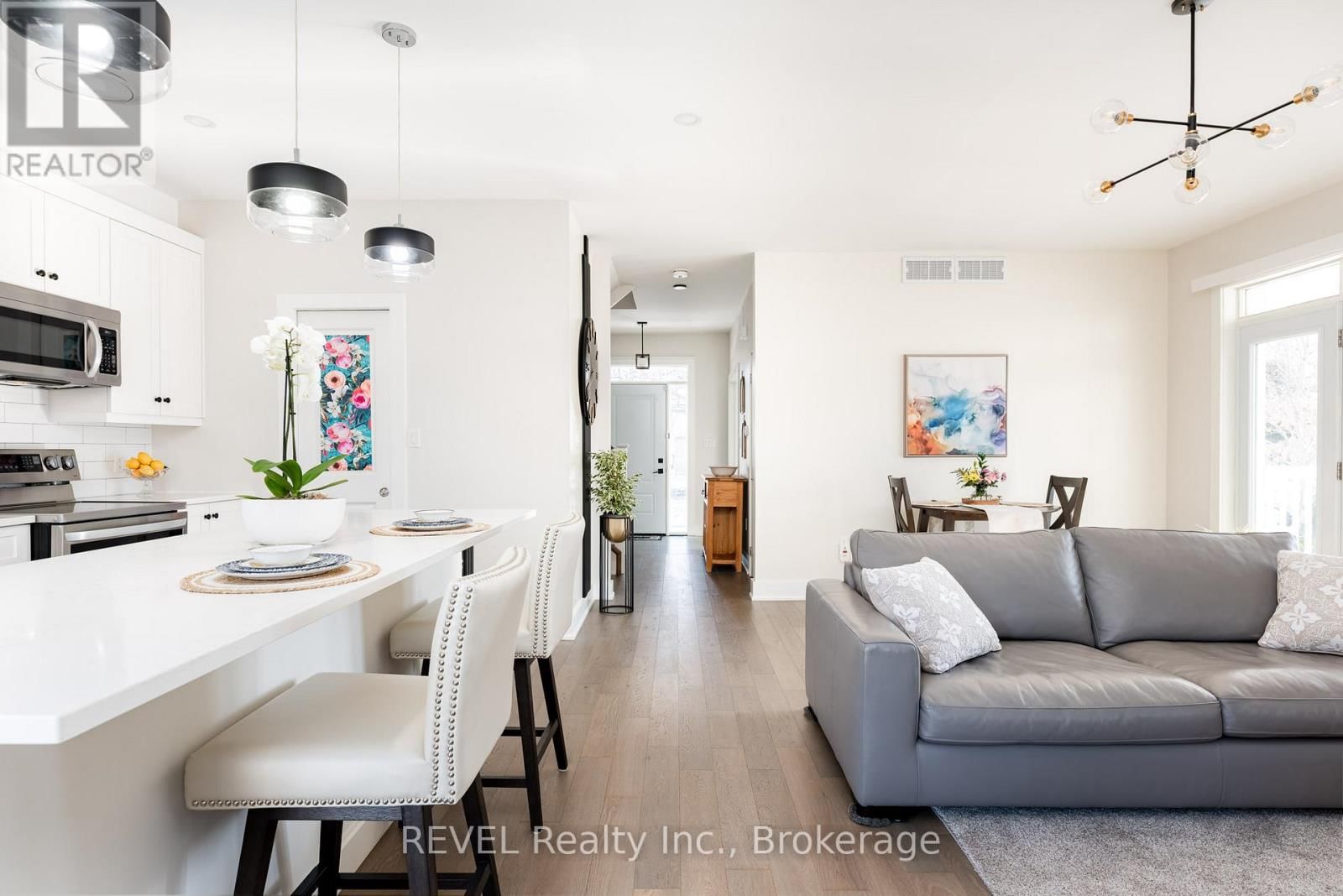 1 PRINCETON COMMON STREET Image 19