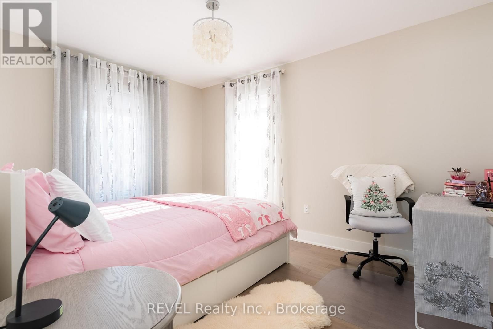 1 PRINCETON COMMON STREET Image 37