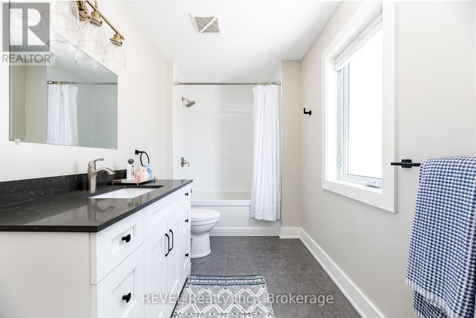 1 PRINCETON COMMON STREET Image 38