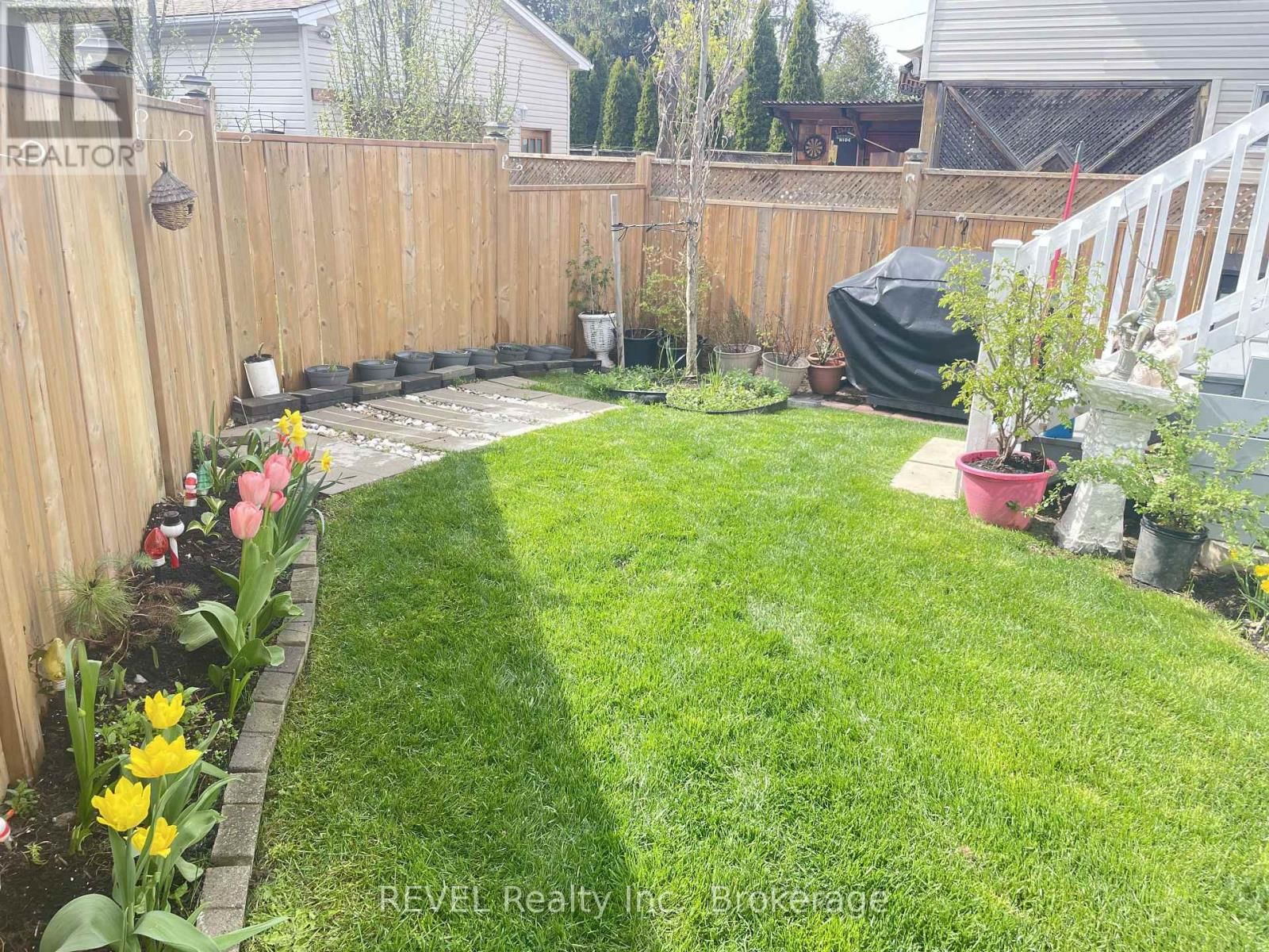 1 PRINCETON COMMON STREET Image 44