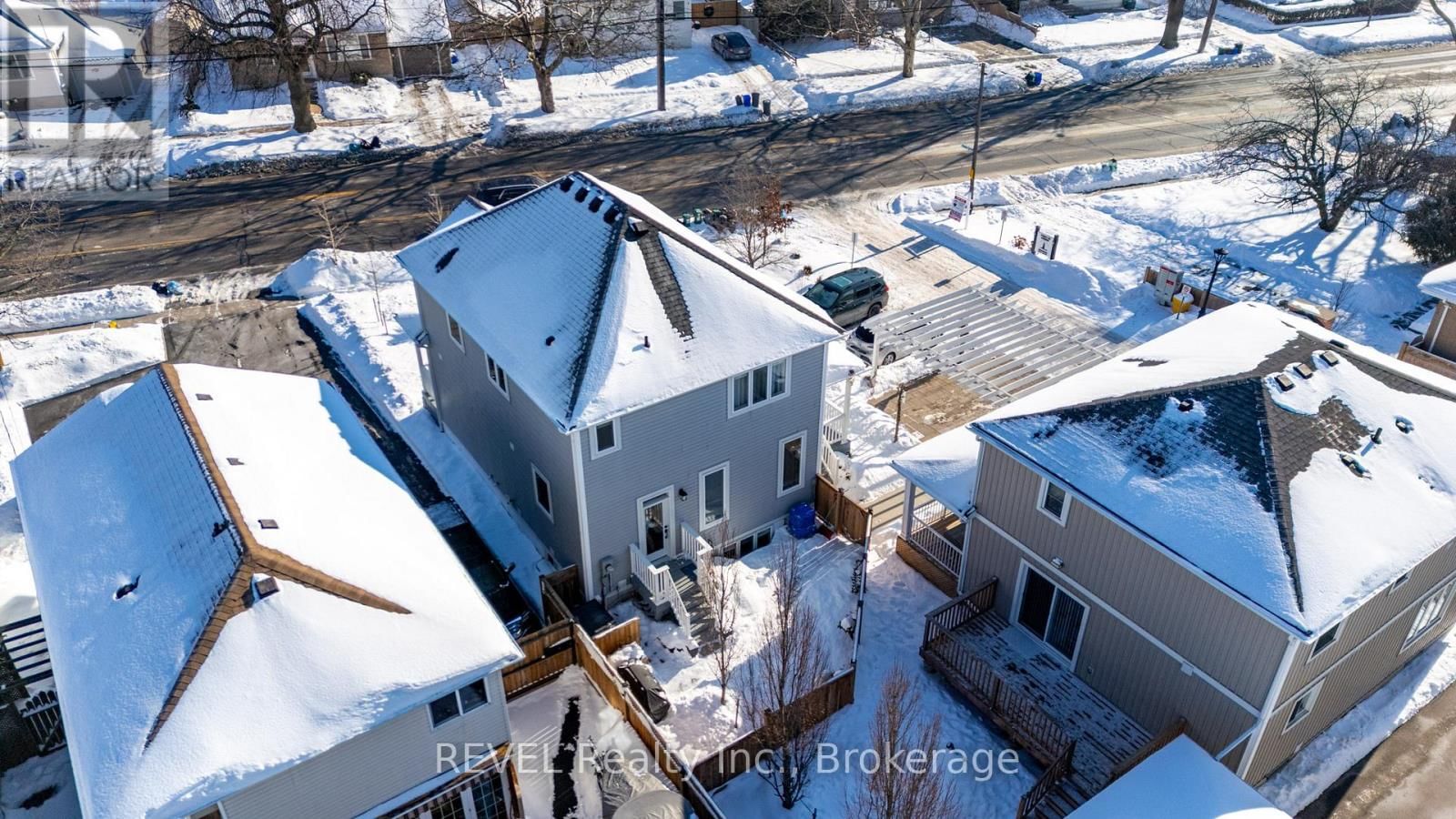 1 PRINCETON COMMON STREET Image 46