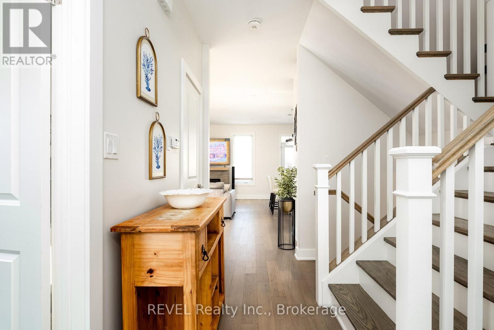 1 PRINCETON COMMON STREET Image 8