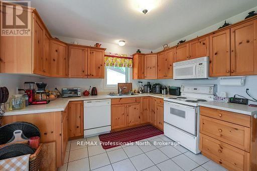 4696 COUNTY ROAD 21 Image 11