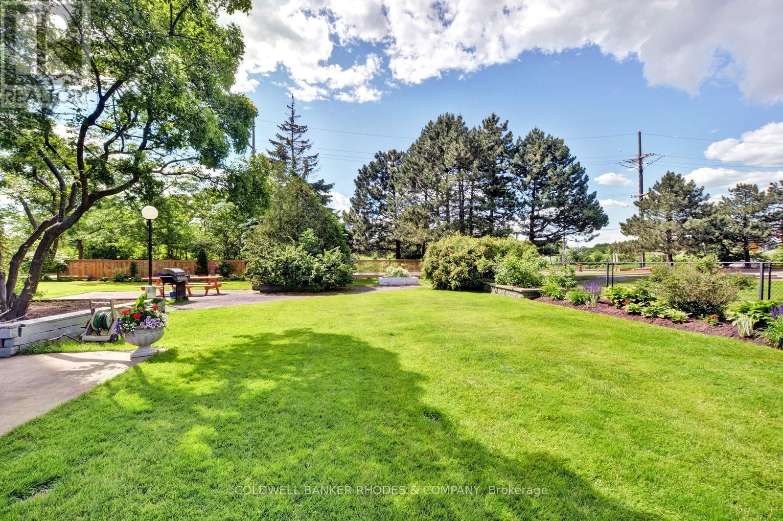 1609 - 1785 FROBISHER LANE Image 24