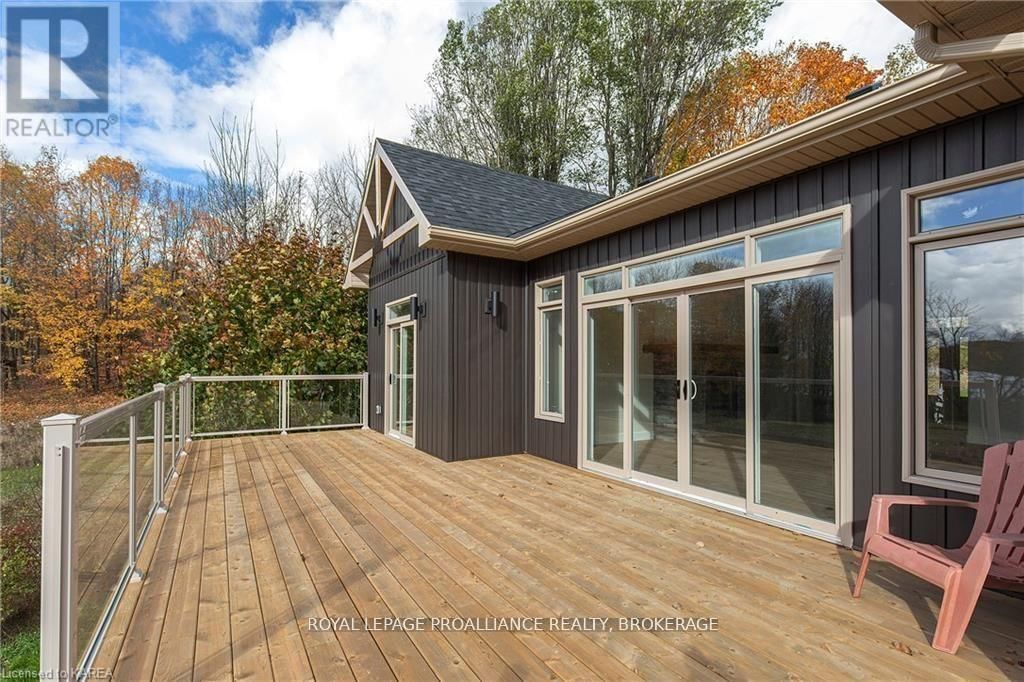 1888 SUNBURY ROAD Image 42