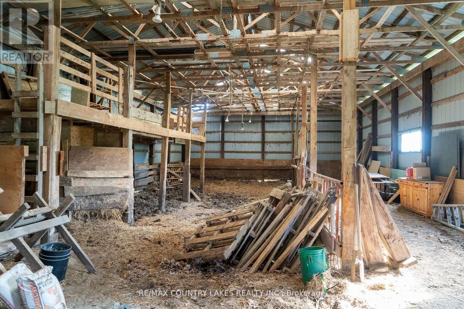 341 COUNTY RD 46 Image 42