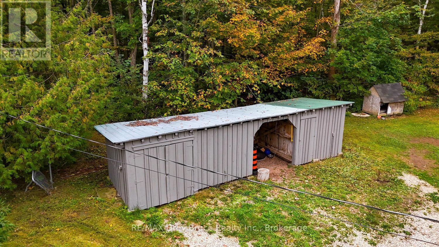 217 KINGS CRESCENT Image 40