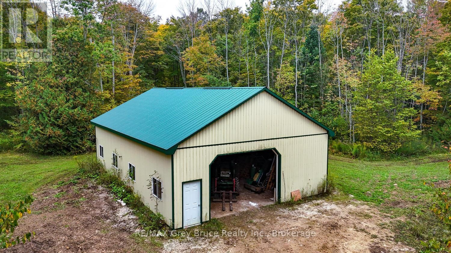 217 KINGS CRESCENT Image 42