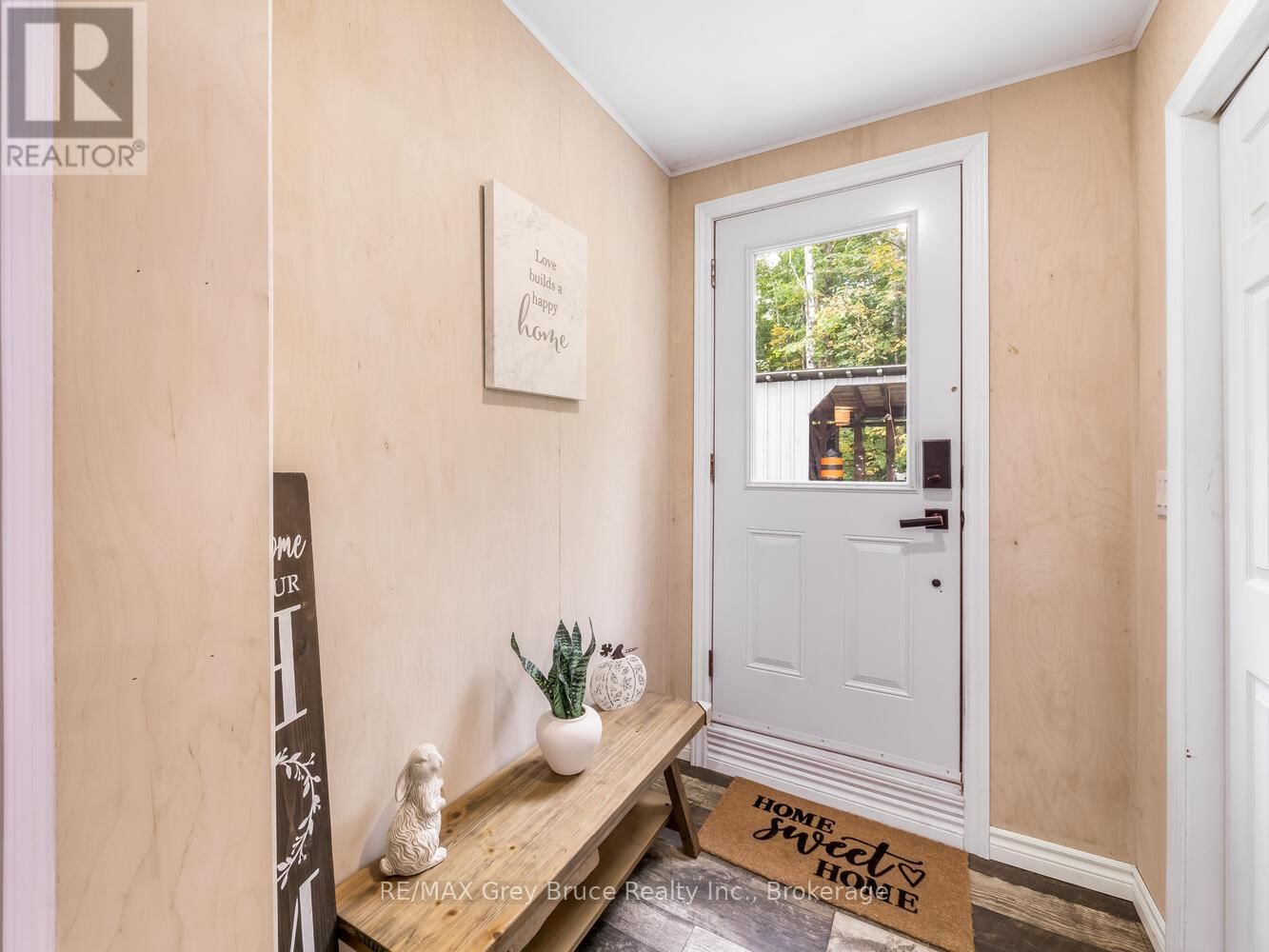 217 KINGS CRESCENT Image 6