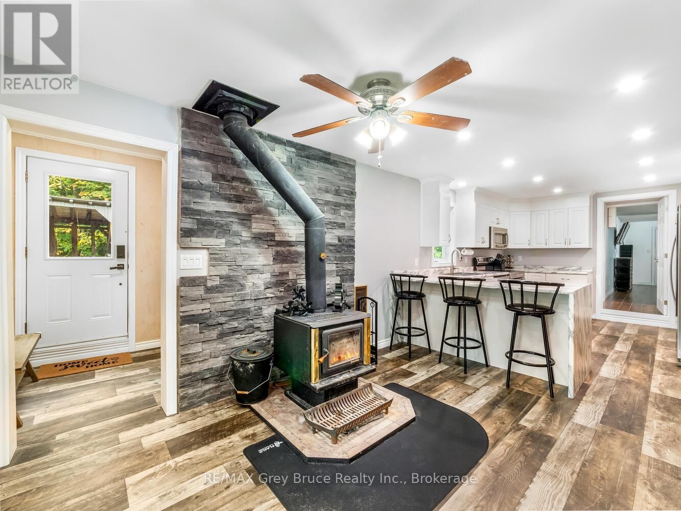 217 KINGS CRESCENT Image 7