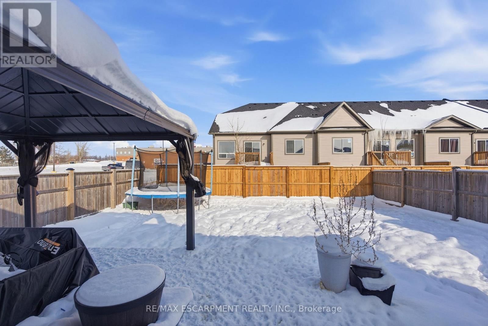 914 BURWELL STREET Image 25