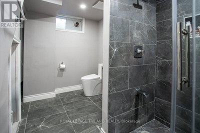 Image #1 of Commercial for Sale at Tweed, London North , Ontario