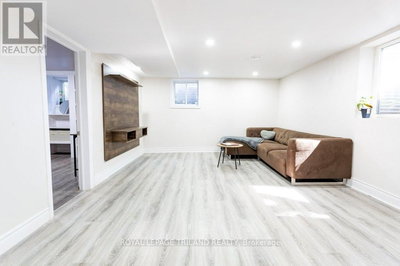 Image #1 of Commercial for Sale at Tweed, London North , Ontario