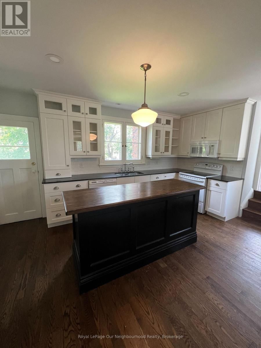 642 BOLIVAR STREET Image 11