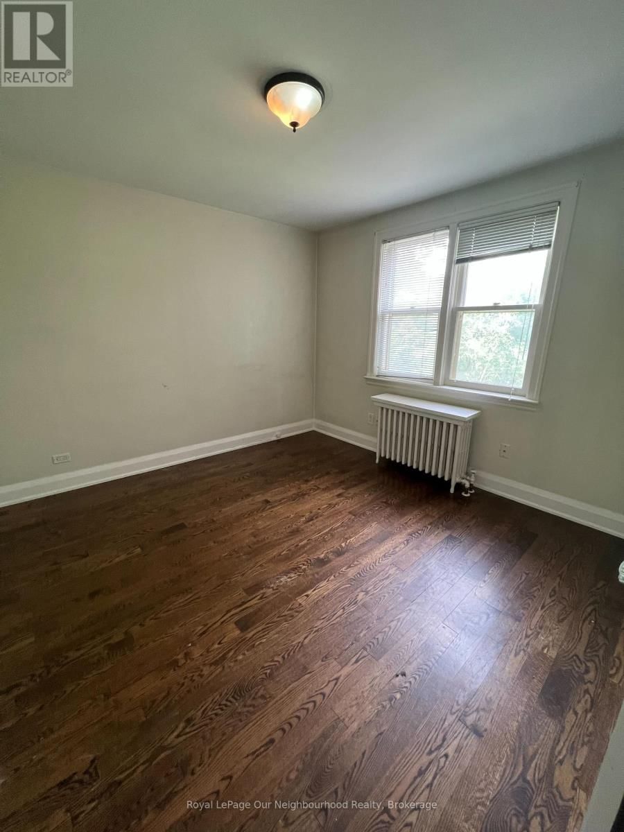 642 BOLIVAR STREET Image 9