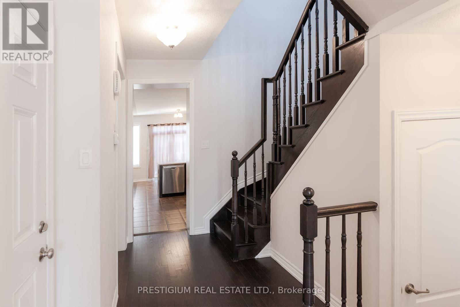 129 SWEETVALLEY DRIVE Image 3