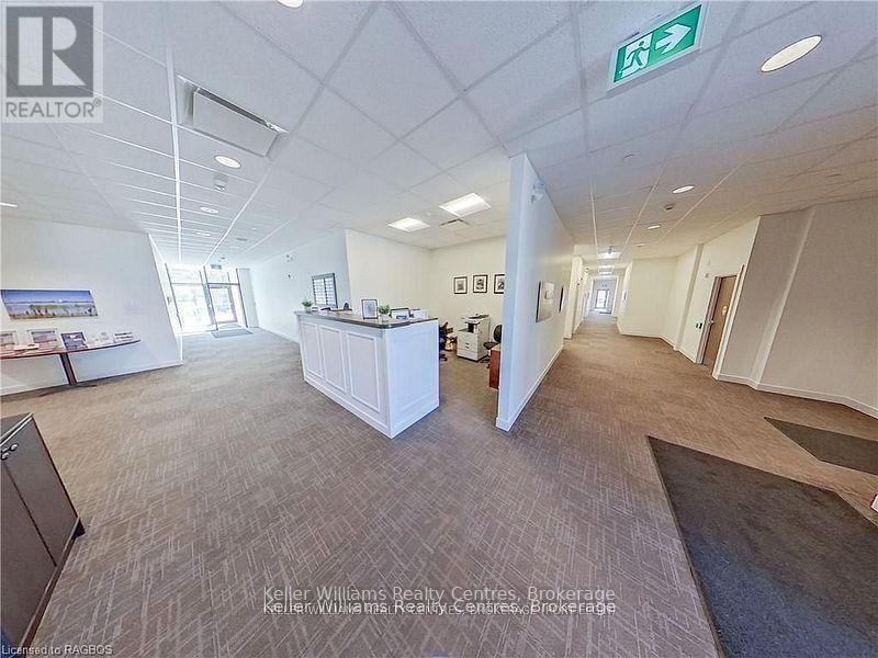 105 - 1020 GODERICH STREET Image 17