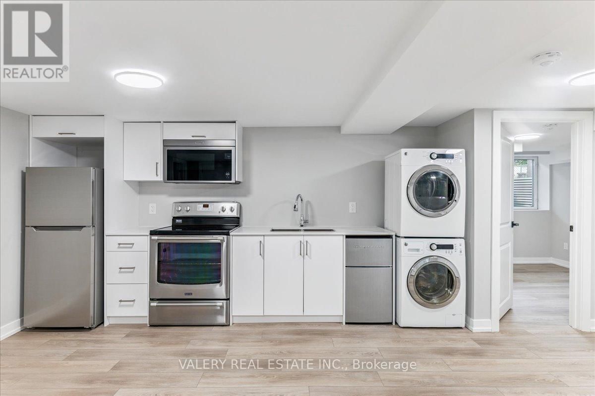 Lower - 245 CHURCH STREET SOUTH Image 17