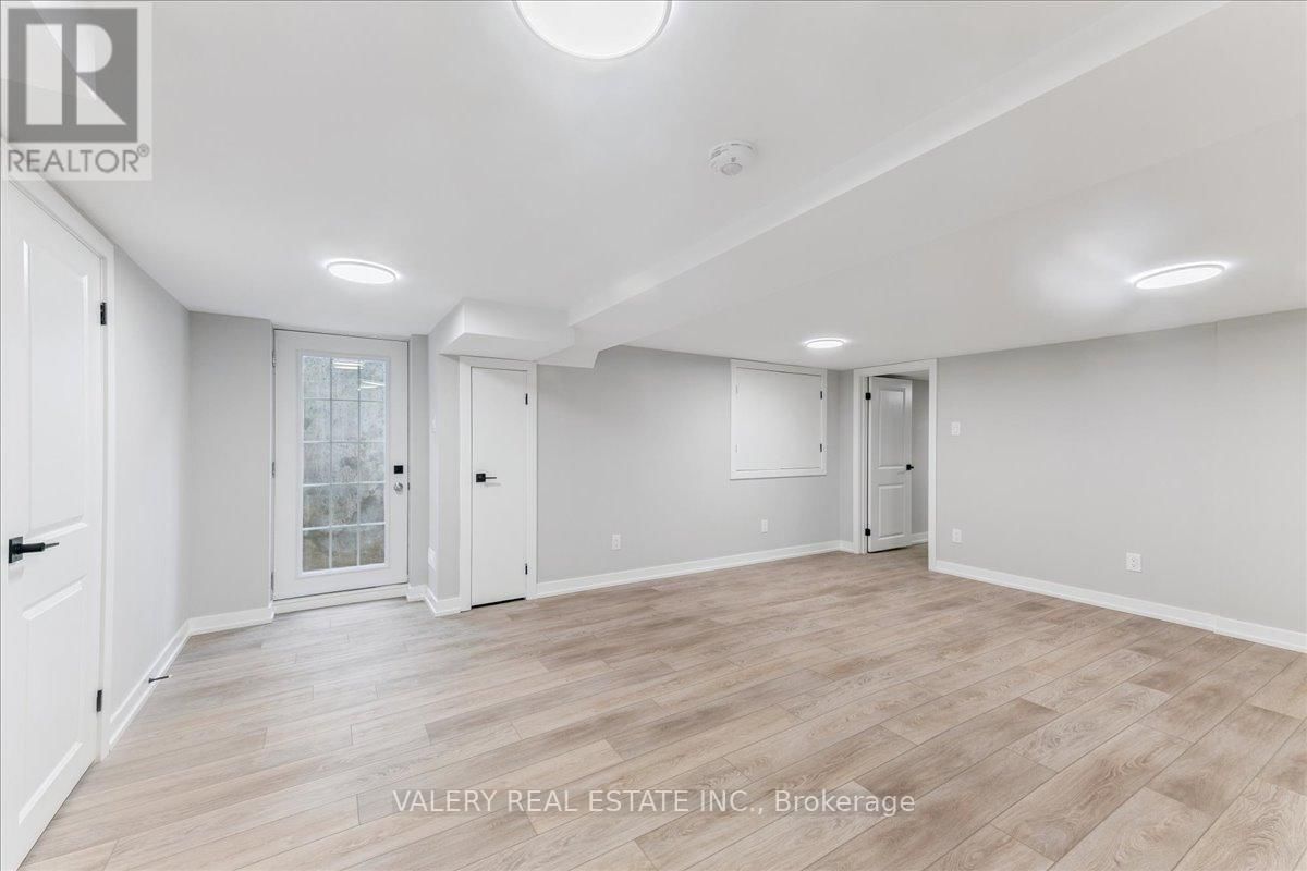 Lower - 245 CHURCH STREET SOUTH Image 18