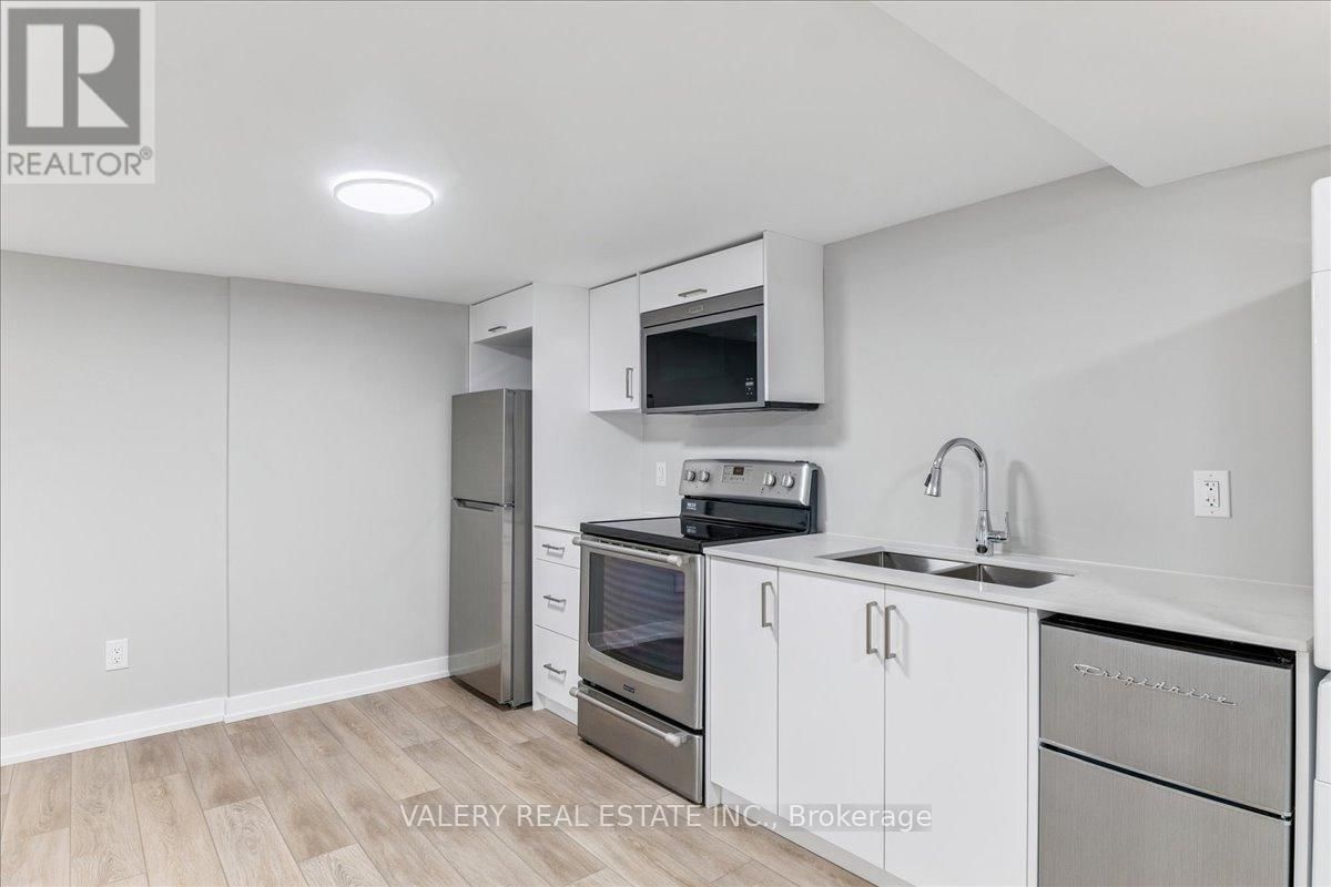 Lower - 245 CHURCH STREET SOUTH Image 19