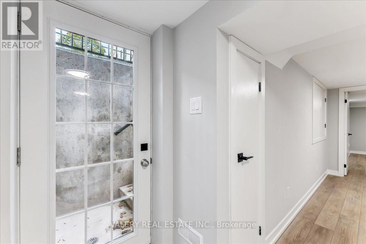 Lower - 245 CHURCH STREET SOUTH Image 25