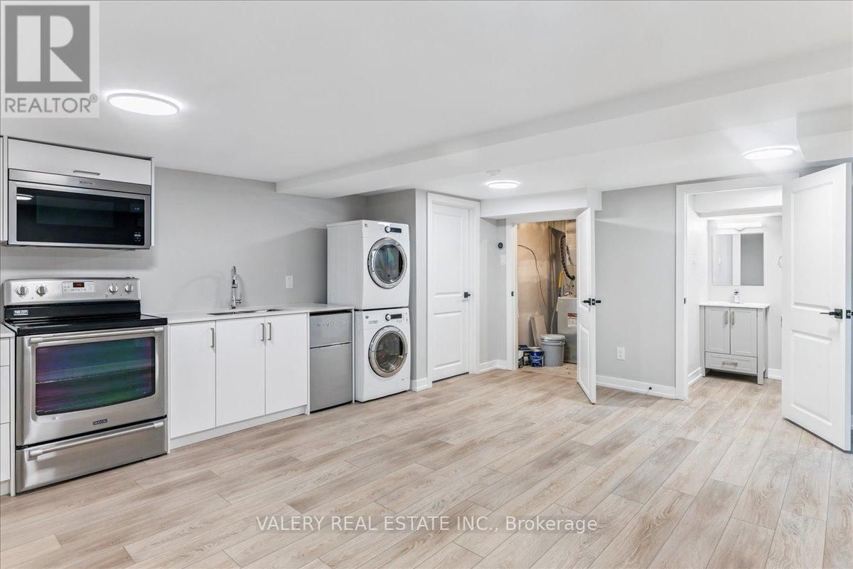 Lower - 245 CHURCH STREET SOUTH Image 4