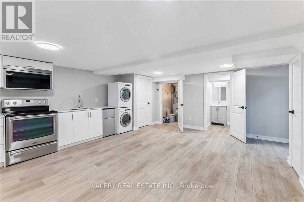 Lower - 245 CHURCH STREET SOUTH Image 5