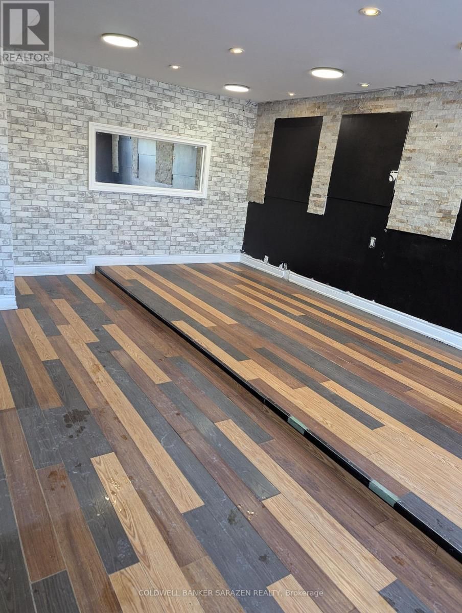 908-912 ST. LAURENT BOULEVARD NORTH Image 6