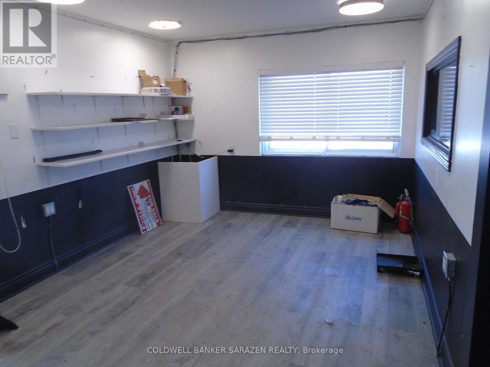 908-912 ST. LAURENT BOULEVARD NORTH Image 9